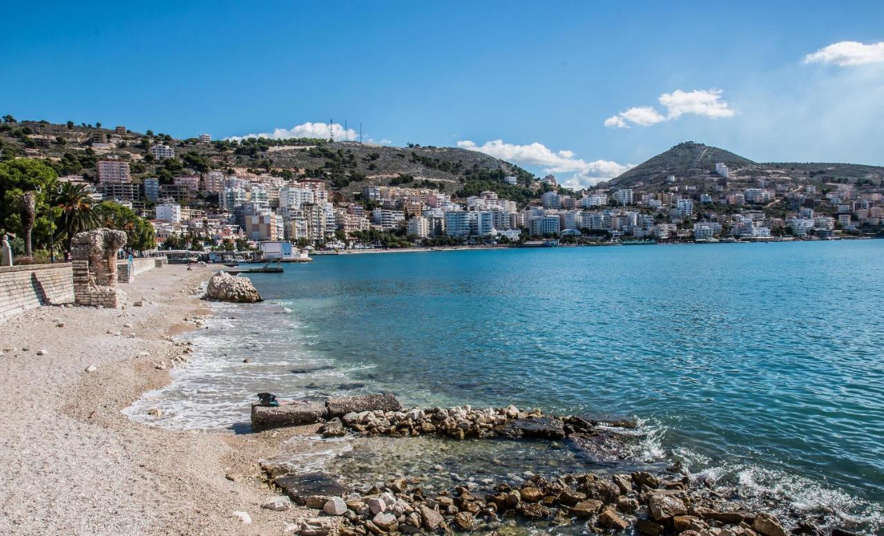 Isabela * Sarandë